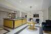 Отель Old Town Boutique Hotel Бухарест-5