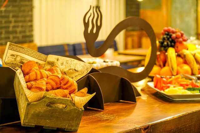 Отель Old Town Boutique Hotel Бухарест-15